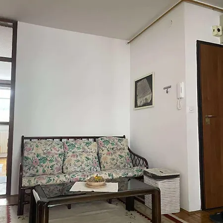 Quiet & Comfy Apartment- Centar *