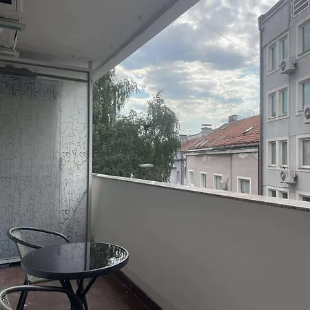 Quiet & Comfy Apartment- Centar سراييفو