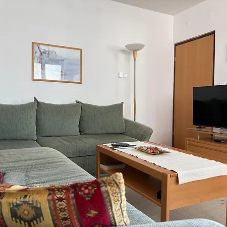 Quiet & Comfy Apartment- Centar 아파트