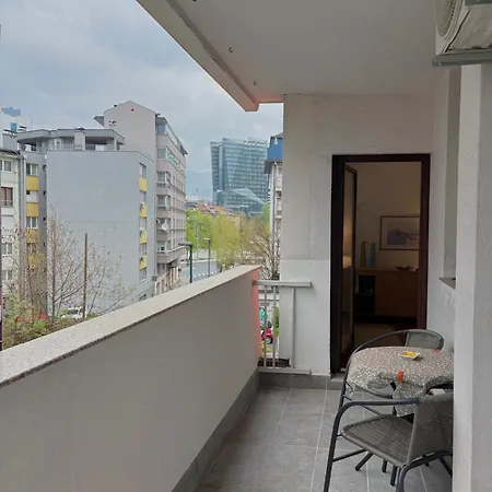 Quiet & Comfy Apartment- Centar *